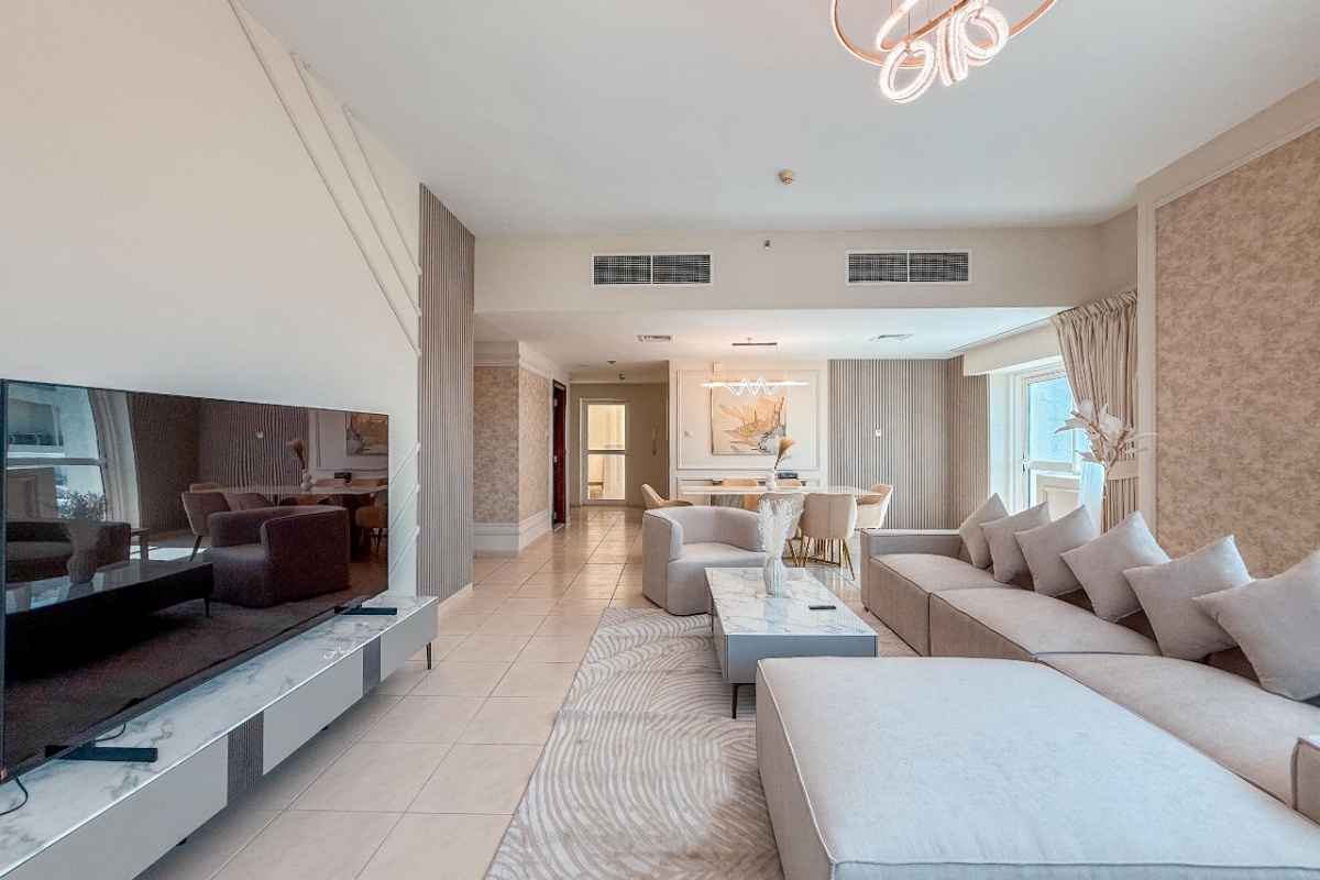 Furnished | Vacant on Transfer | Community View
