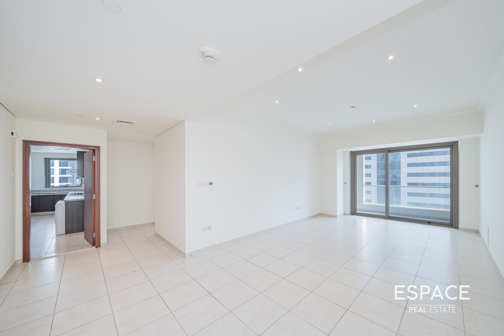 Prime Location | Vacant | Unfurnished