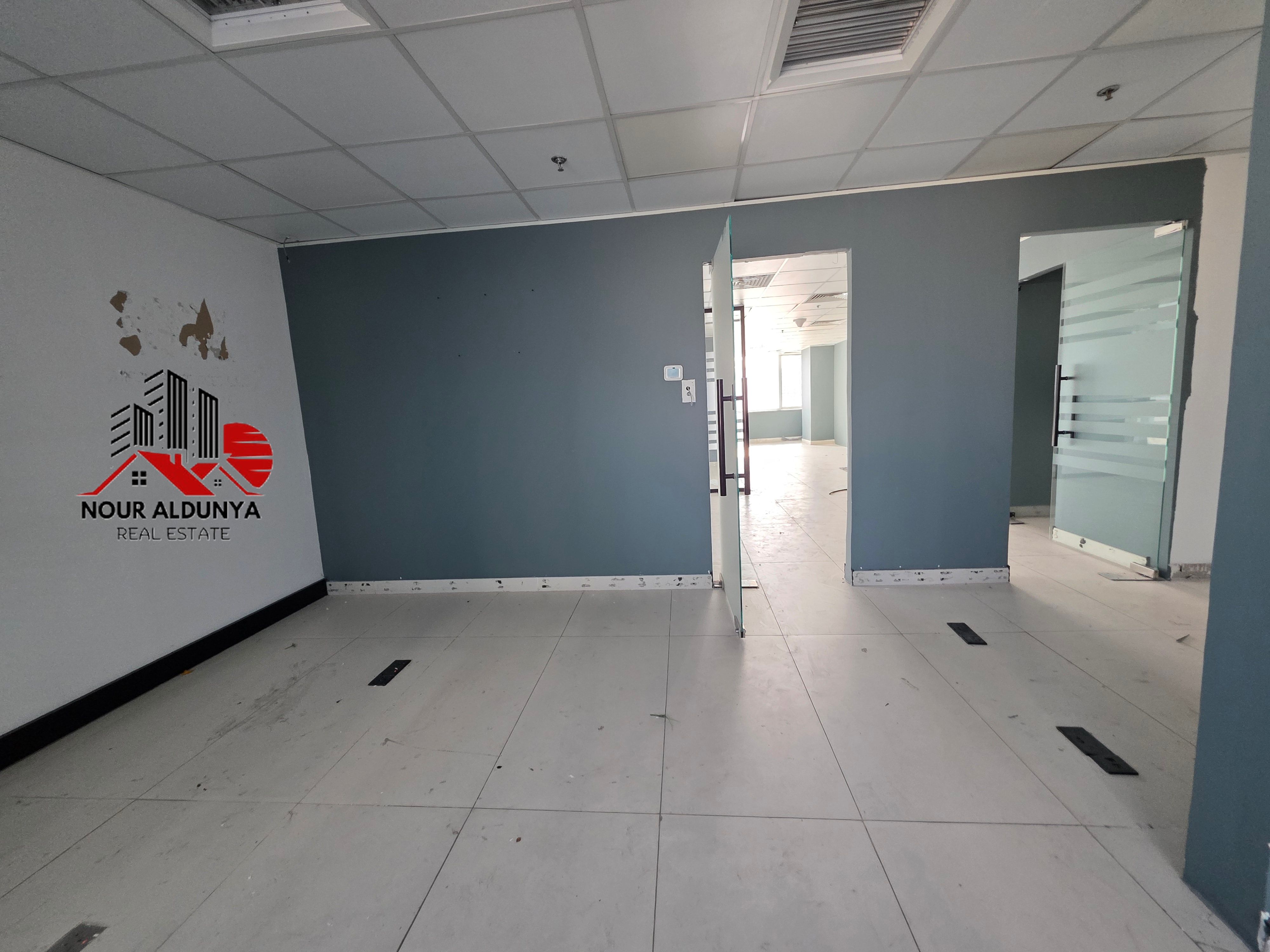 1560sqft. SUPER LUXURIOUS BUILDING. FULLY FITTED OFFICE. AC FREE. BOOK NOW
