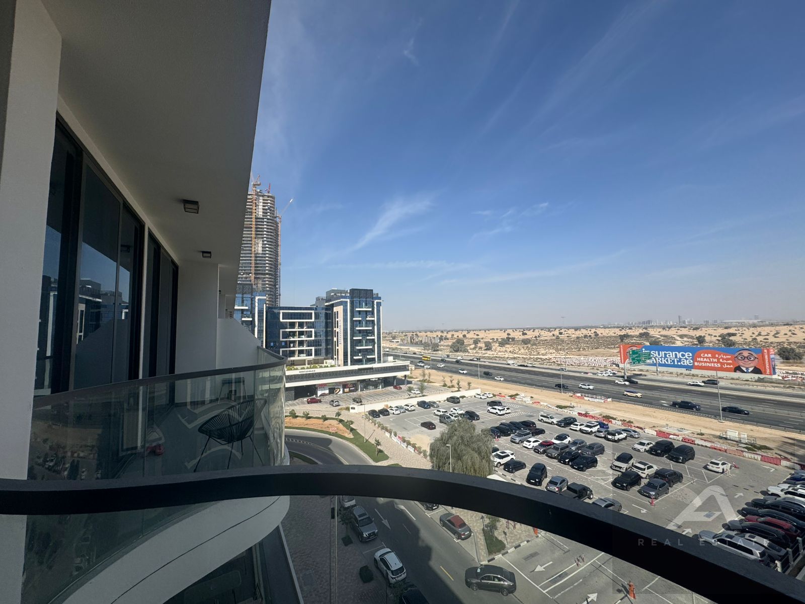 Fully Furhished | Brand New | Bright Unit | Vacant