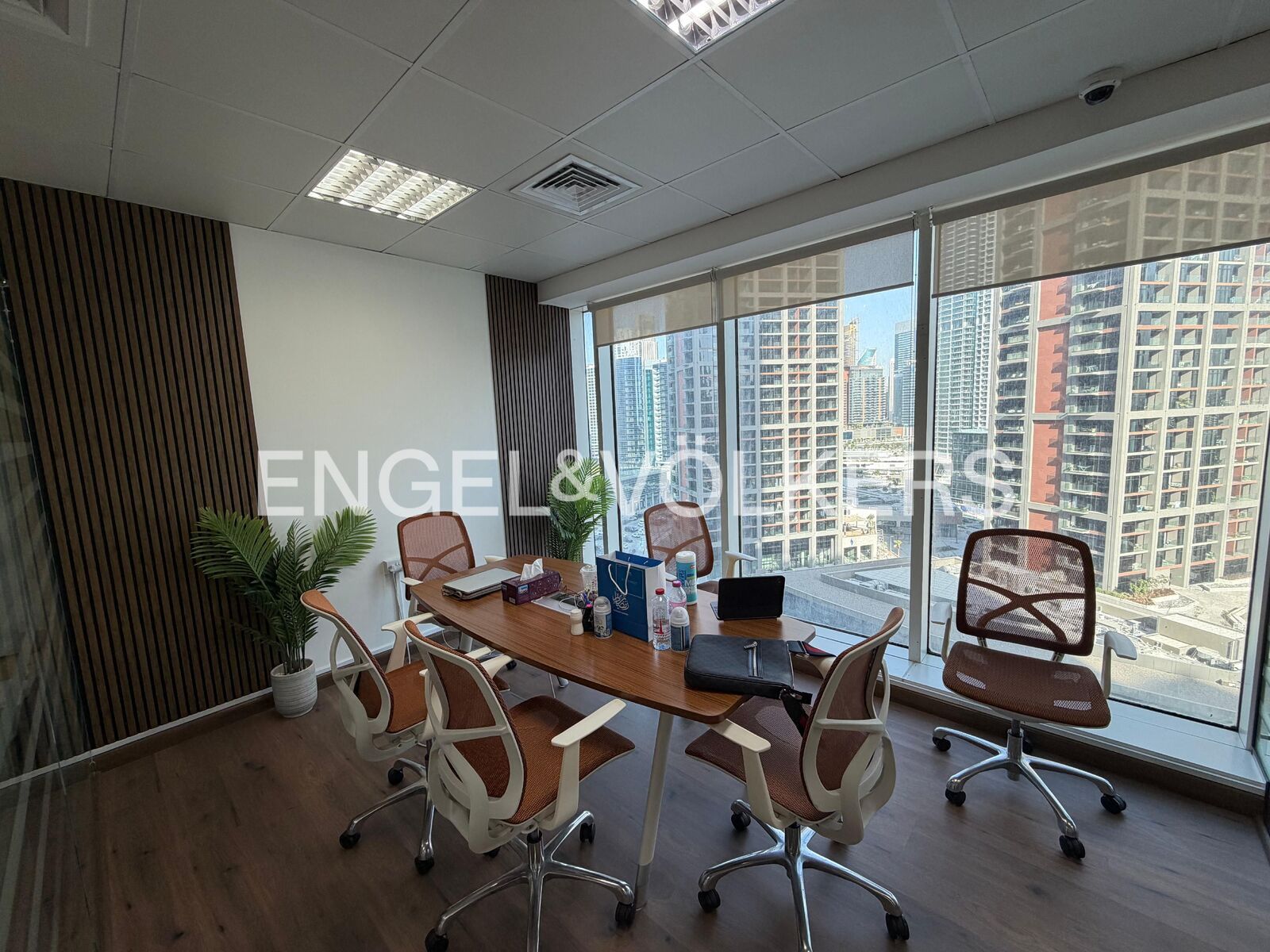 Fully Furnished|Metro Walkable|2 Parkings|Vacant