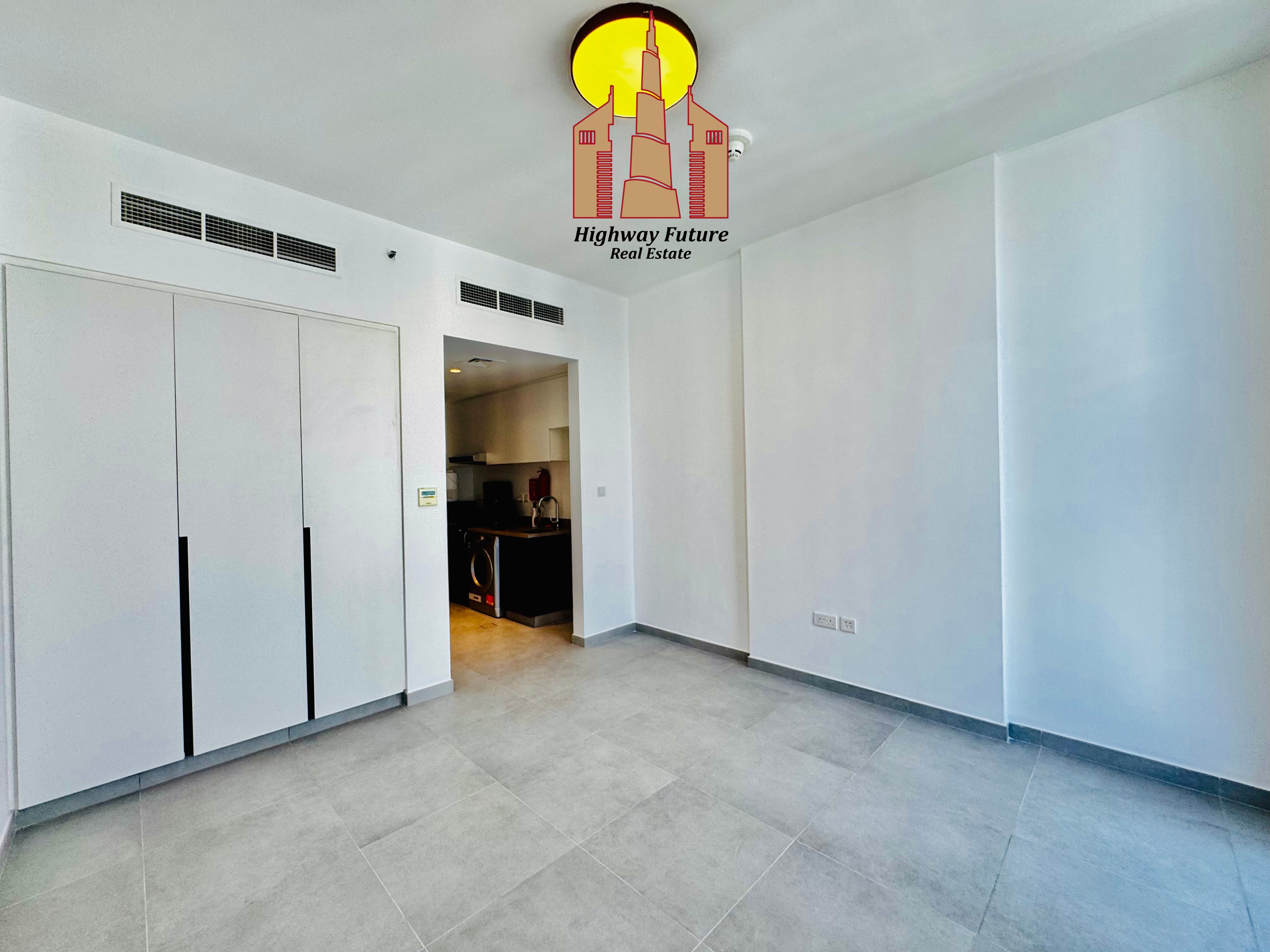 Premium studio available for rent only 40k 4 payment || premium amenities