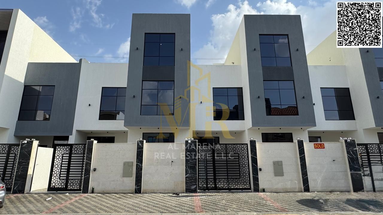 Villa for Sale in Al Yasmeen – 5 Master Bedrooms | Two Floors + Roof | Majlis with Wash Area | Large Living Hall | Backyard Garden | Fees Included