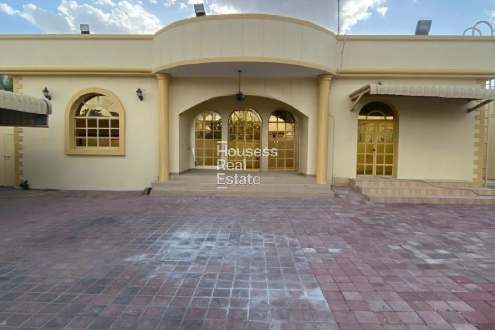 Single Story Villa with service block