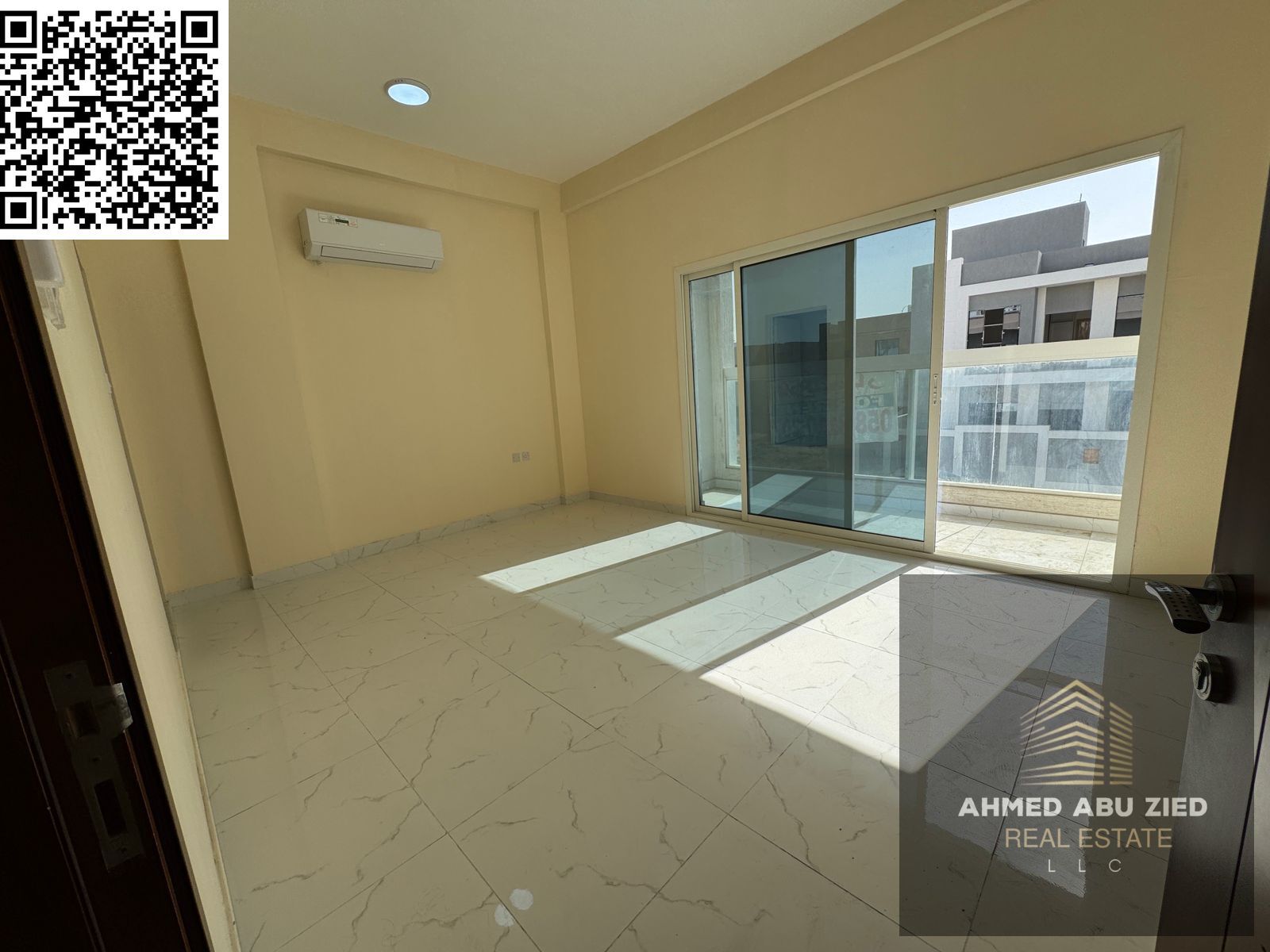 --- **Luxury townhouse villa for rent in Al Zahia, Ajman – first occupancy, 4 bedrooms including 2 master bedrooms, majlis, living room, kitchen, maid