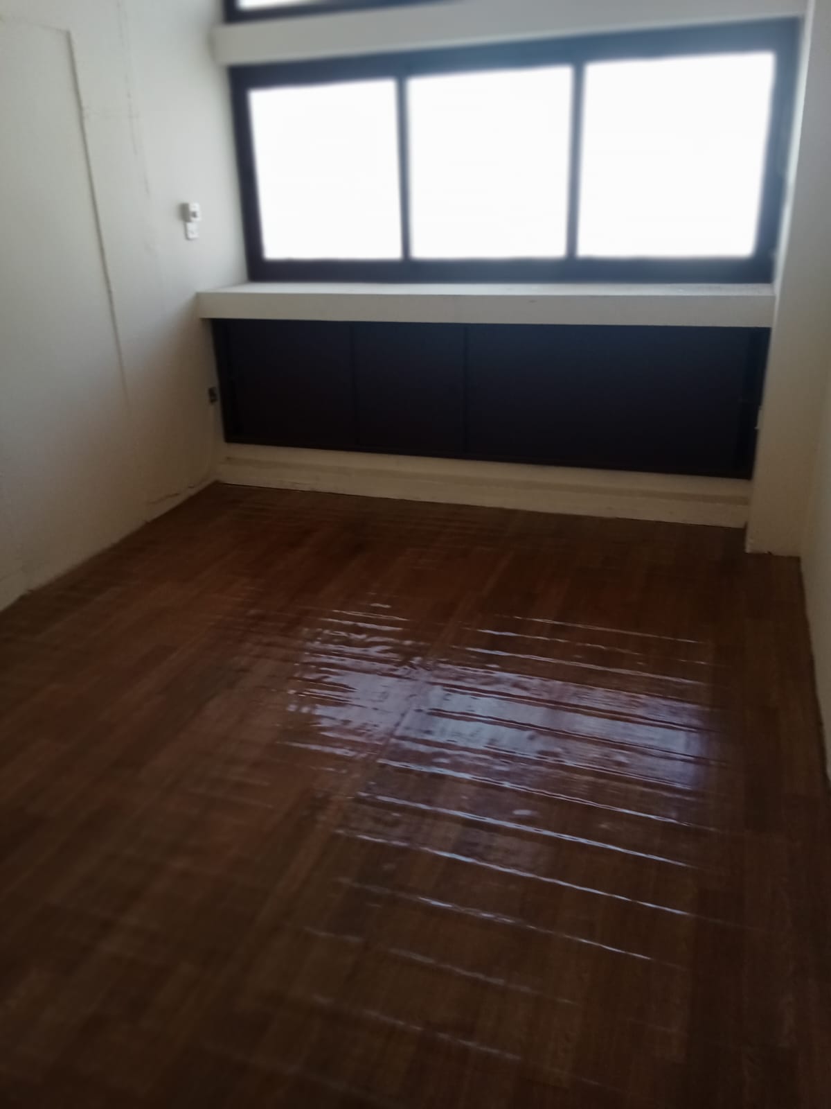 Ideal for families in a prime location close to all services. Annual Rent: AED 28,000 Payment details as agreed Security deposit as agreed