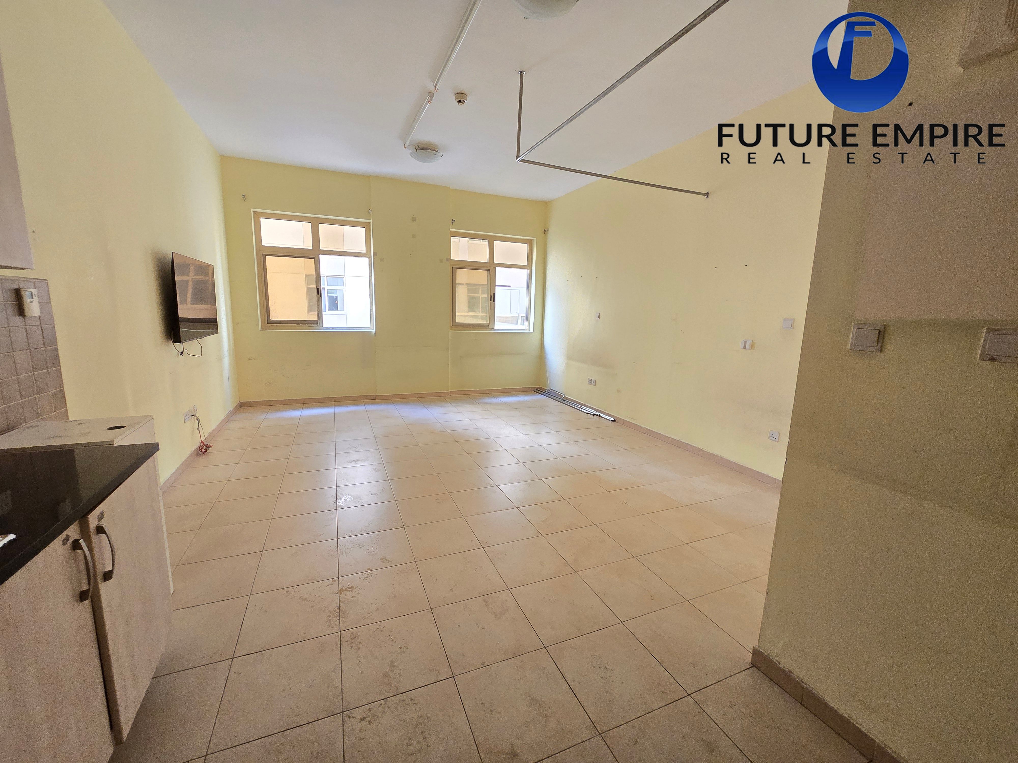 Spacious Studio With Chiller Free Close To Metro