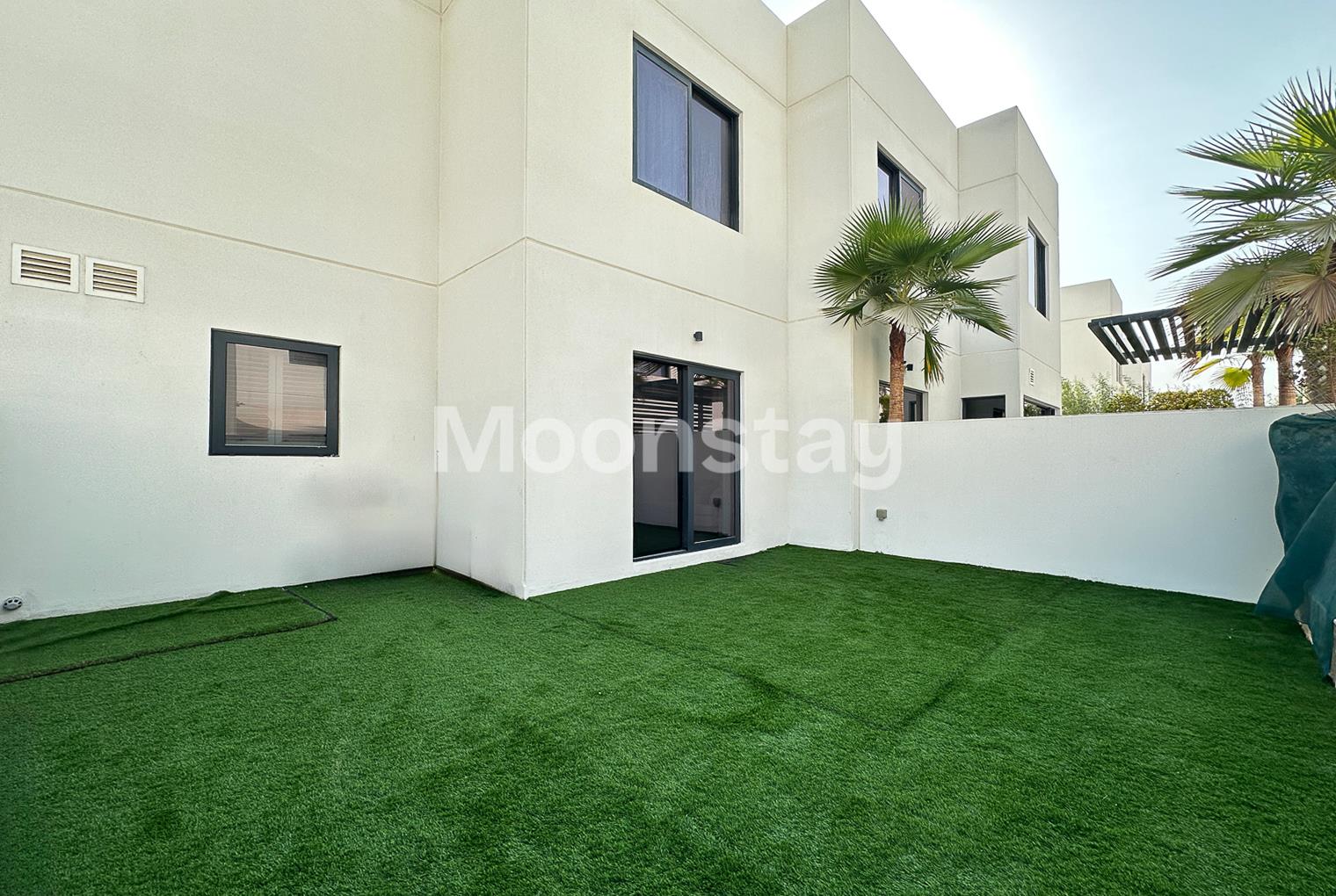 Exquisite TH | Double Row | Exceptional Community