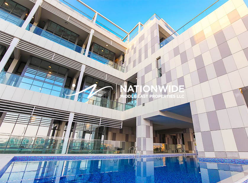 Furnished 2BR | Big Layout + Jacuzzi | Canal View
