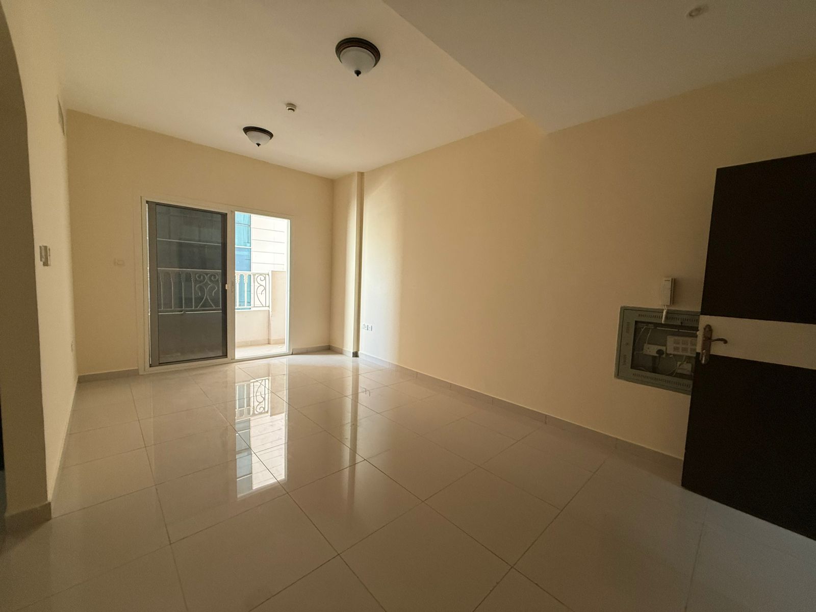 Free parking | Balcony | Spacious | Prime location | Easy access to Dubai | Flexible payment