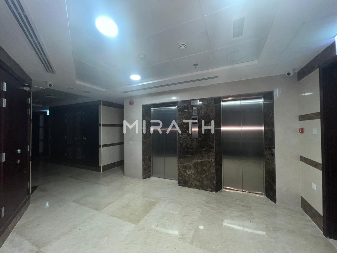 SPACIOUS 1 BHK || BRIGHT & SPACIOUS HALL || PARKING FREE