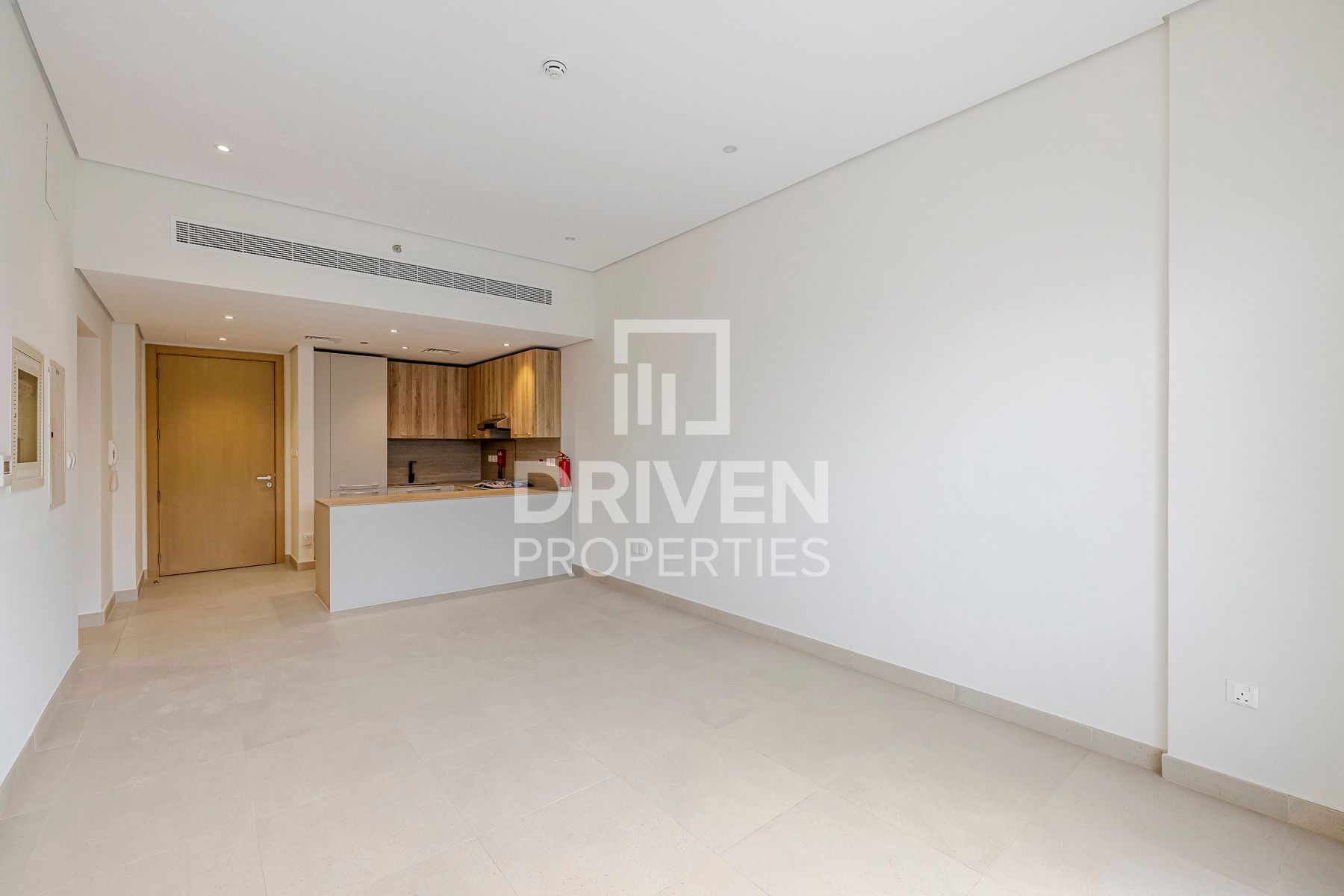 Prime Unit with Maids Room | Desirable Location