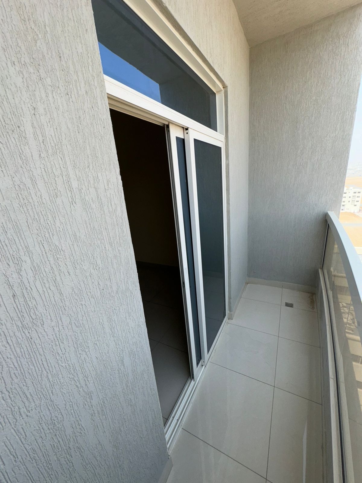 For annual rent in Ajman Available now 1 bedroom and a living room 2 bathrooms and a kitchen, including a master bath, central air conditioning, secur