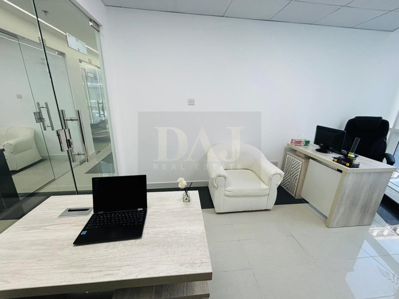 Modern Office for rent in Dubai | Budget Friendly | near to Metro