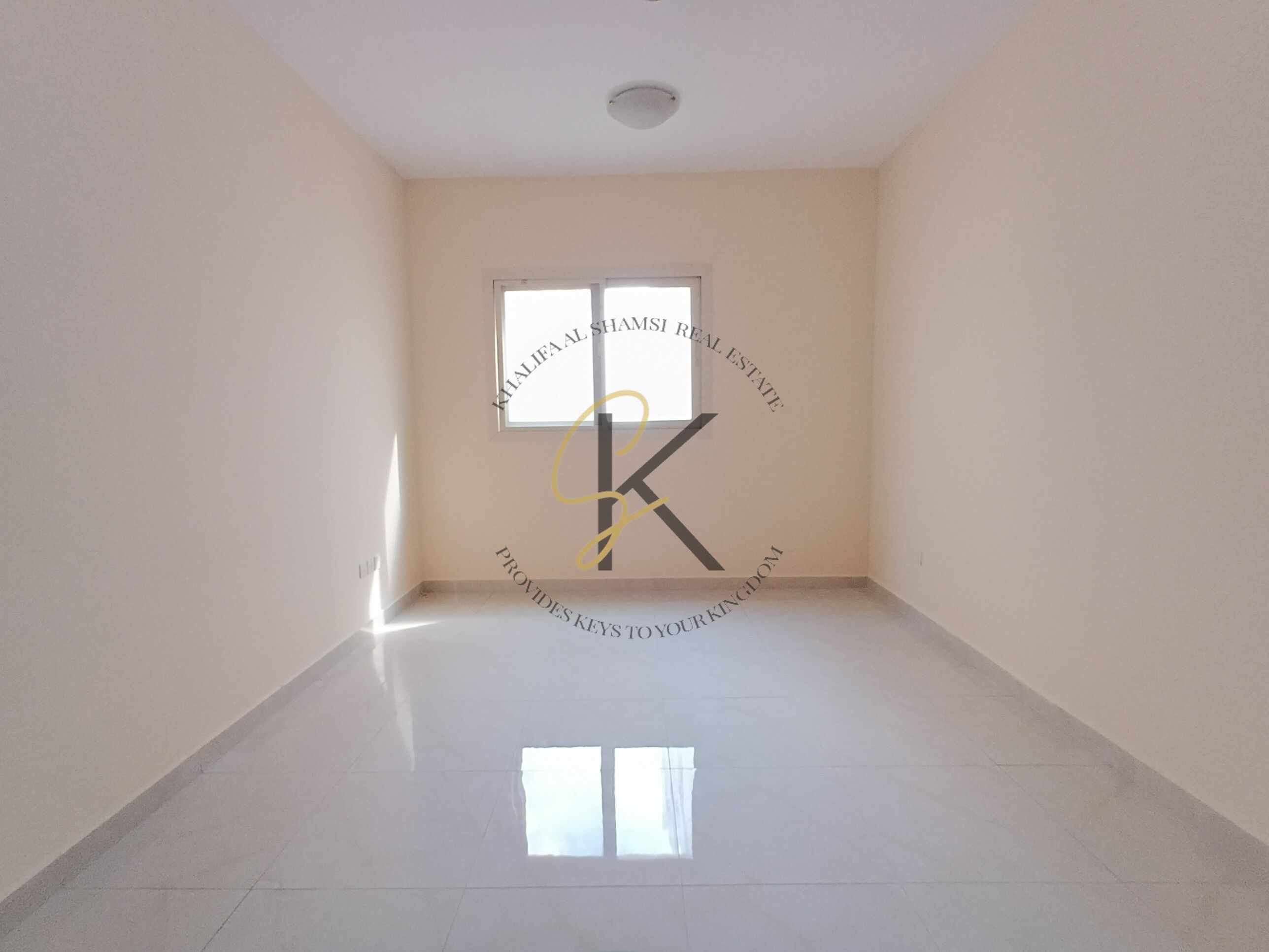 Lavish 1 BHK full of family building Neat and clean room for contact Babar