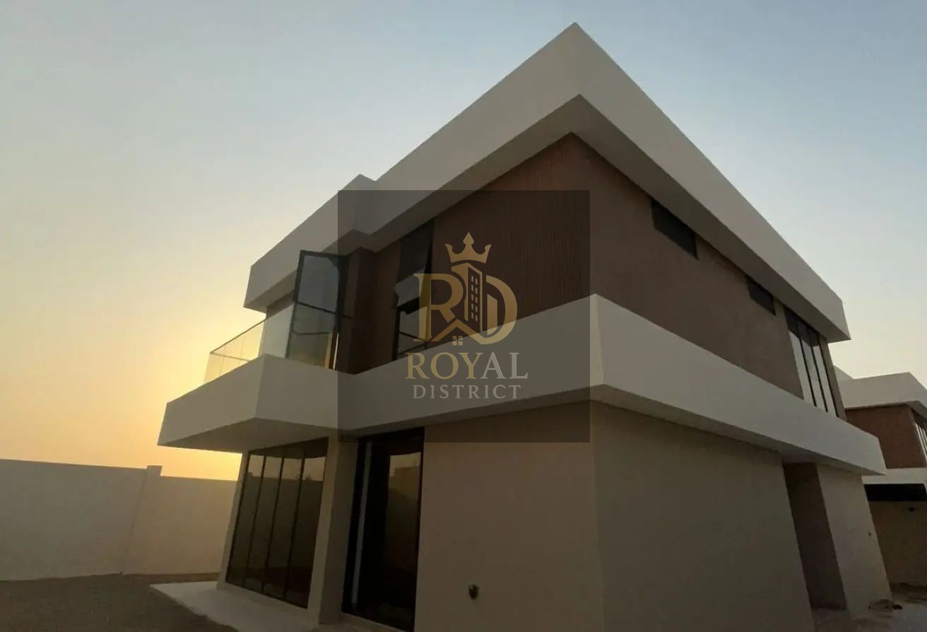 SUPER DISTREES DEAL | READY TO MOVE | STANDALONE VILLA | CORNER UNIT | SPACIOUS AREA | ALL ROOMS MASTERS