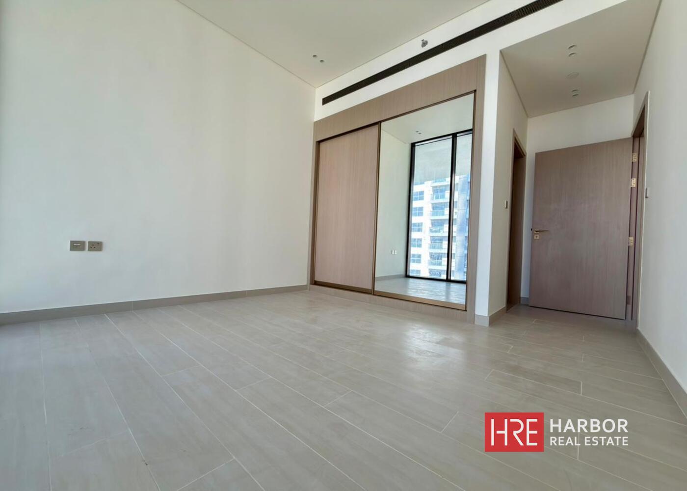 Elegant 1BR | Premium Finishes | Prime Location