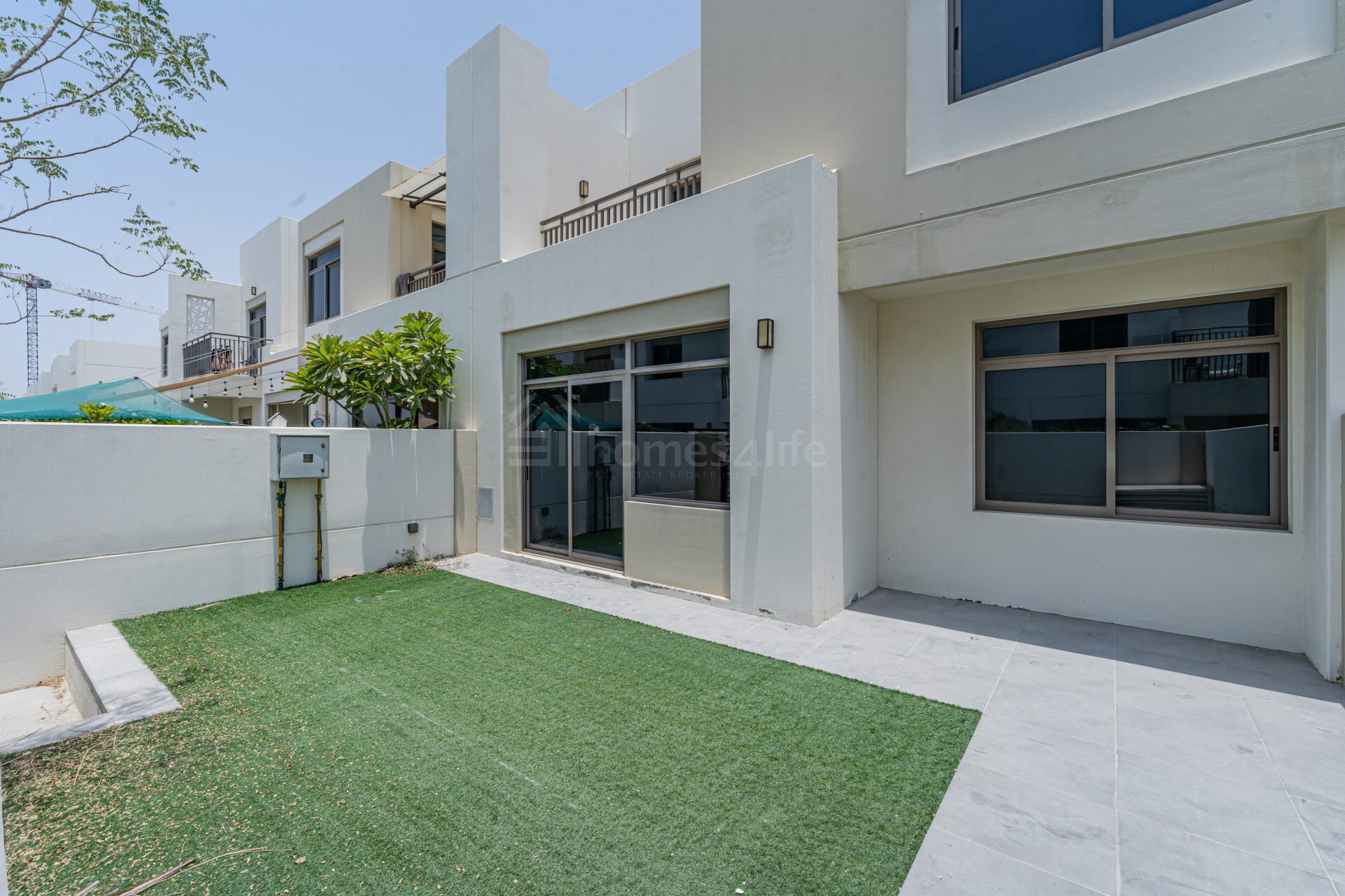 Next to Pool & Park | MIddle Unit | March End