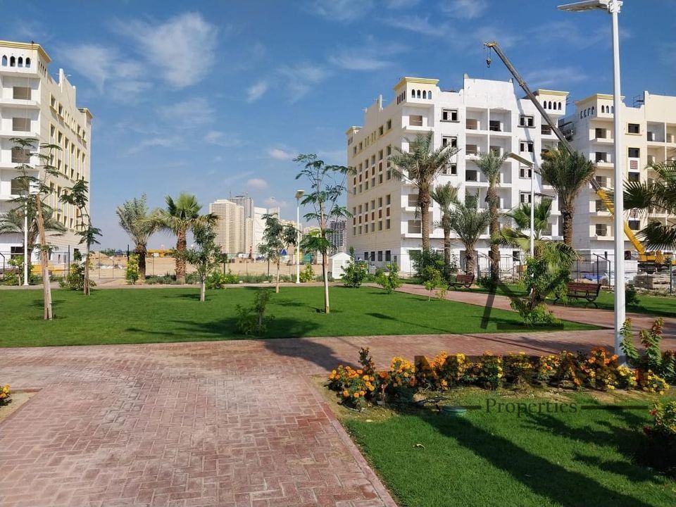 High cladding |Beautiful gardens |Closed compound