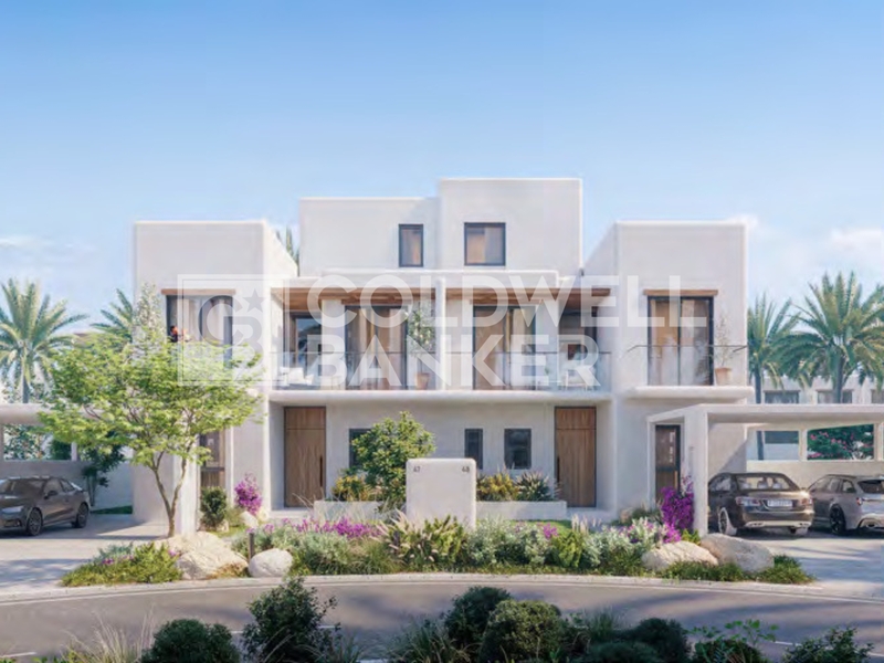 Single Row | On Site Lagoon | Resale
