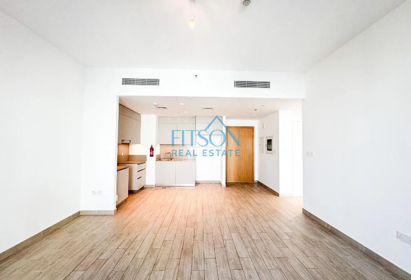 POOL VIEW | HIGHER FLOOR | BRAND NEW UNIT