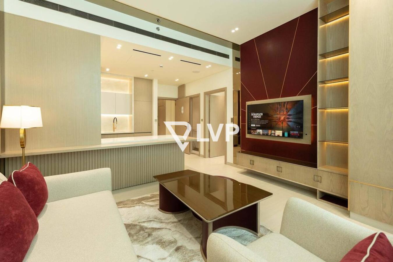 1BR + Study Room | Up to 12 Cheques | Premium
