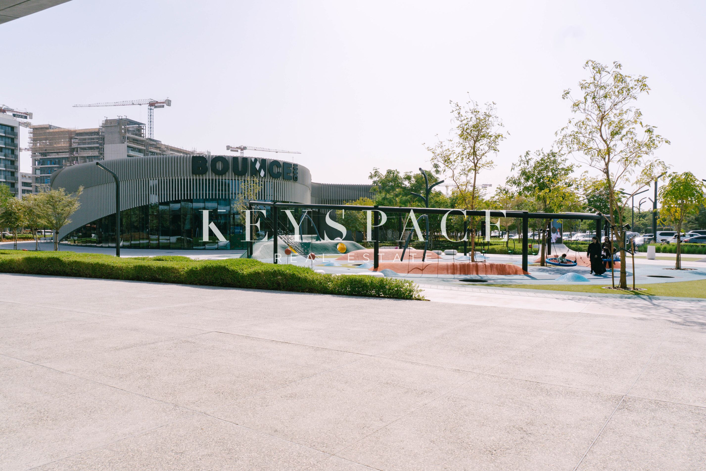 Refined Contemporary Apartment | Dynamic Lifestyle Destination | Resale