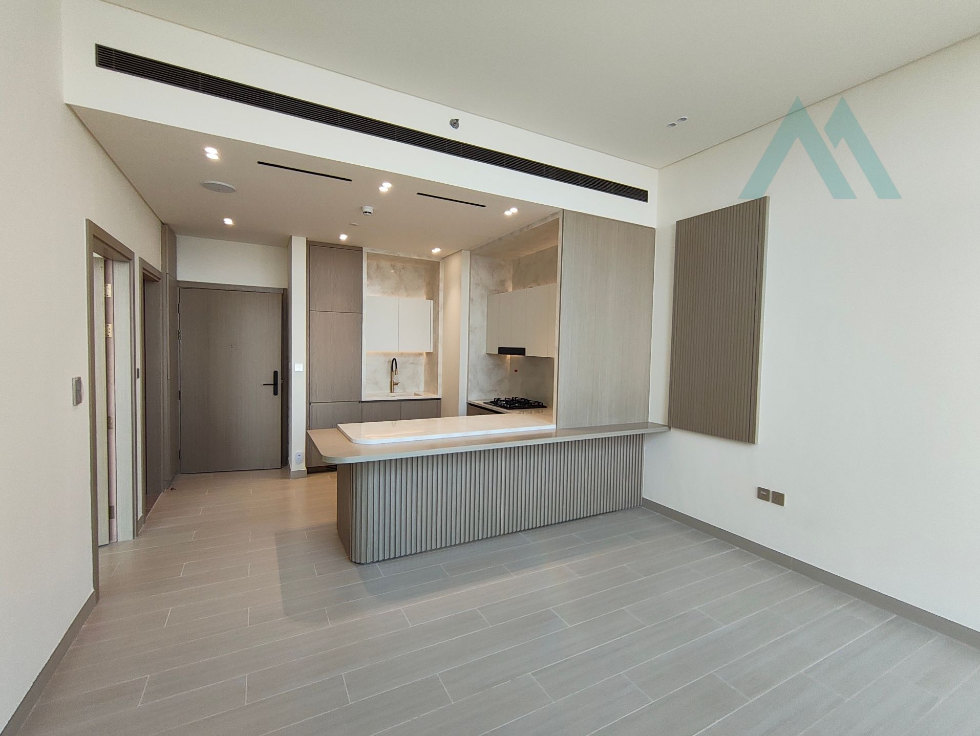Brand new | High floor | Private pool
