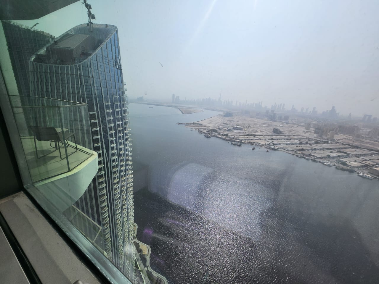 HARBOUR VIEW | 3BHK WITH BALCONY | FULLY FURNISHED 320K
