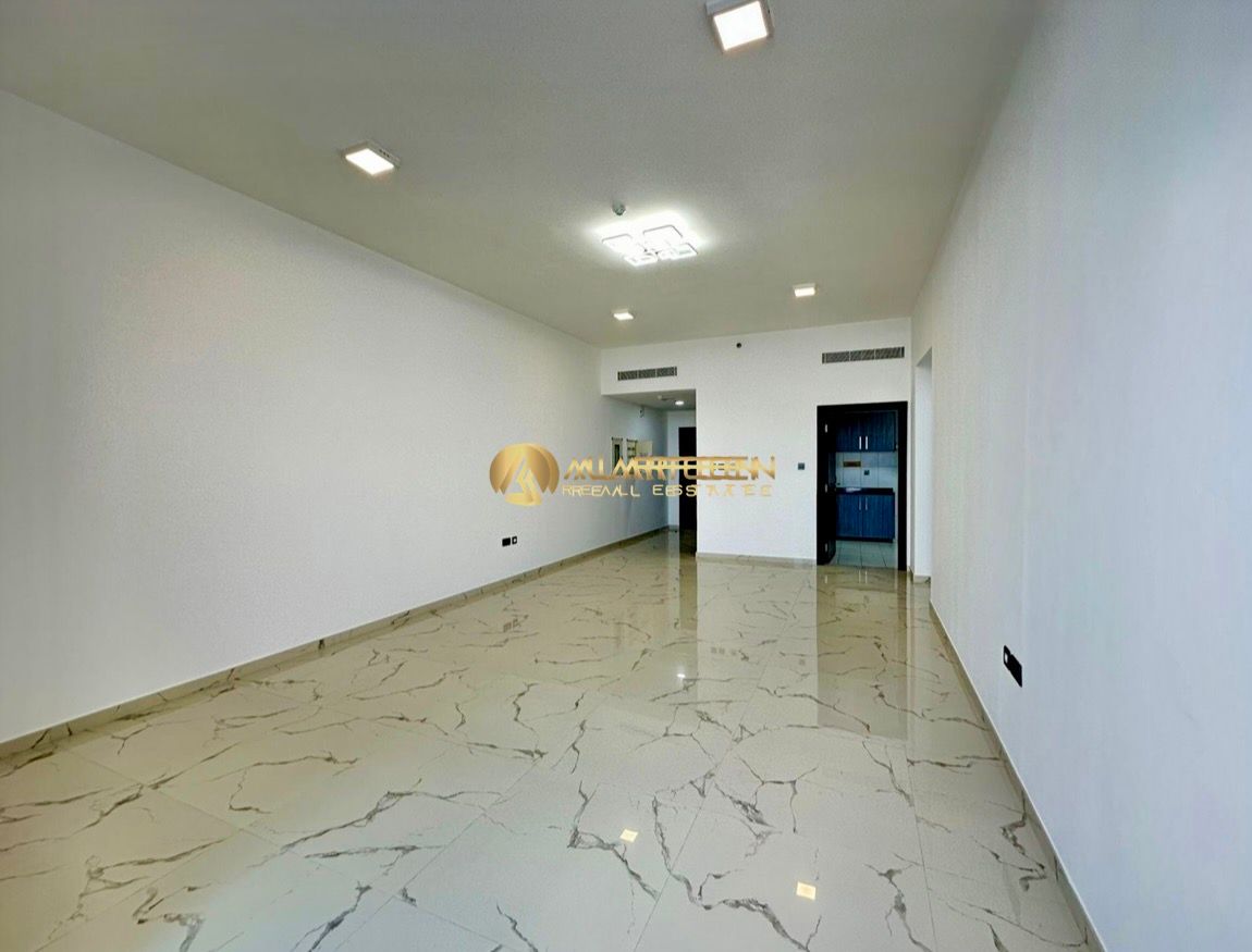 NO COMMISSION/BIG LAYOUT/SPACIOUS/2BATH/