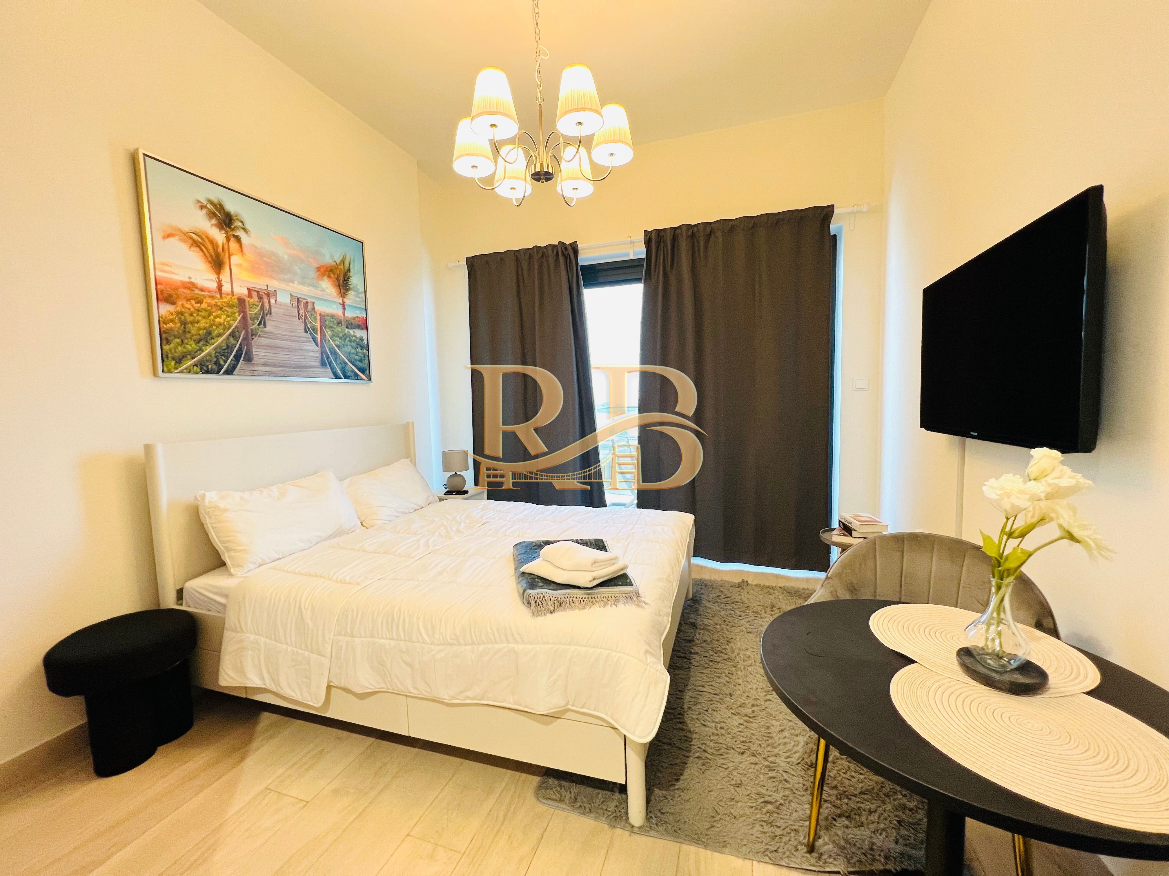 Fully Furnished Studio || Middle Floor || Pool View || Ready to Move