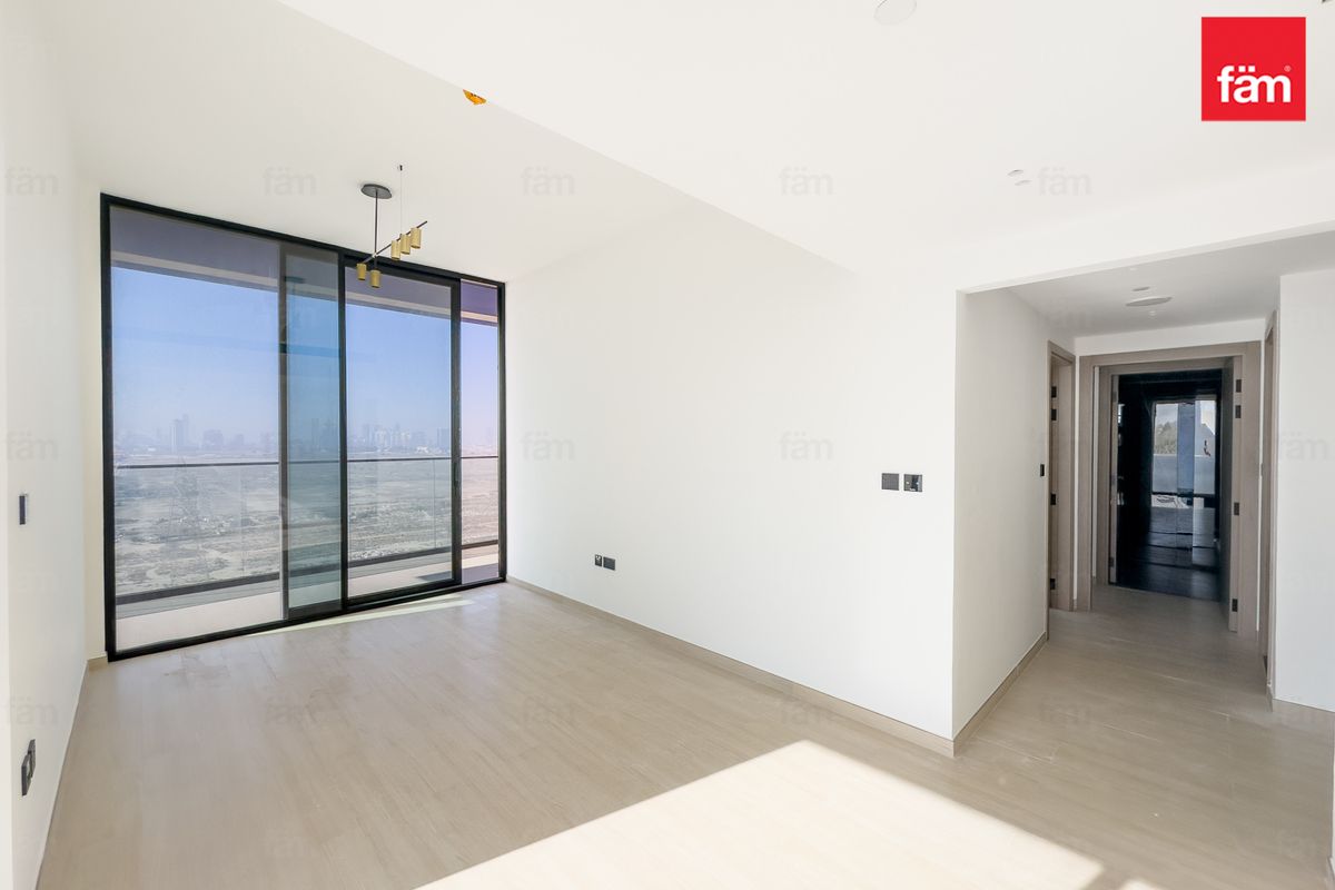 2 BHK / Unfurnished / Amazing View