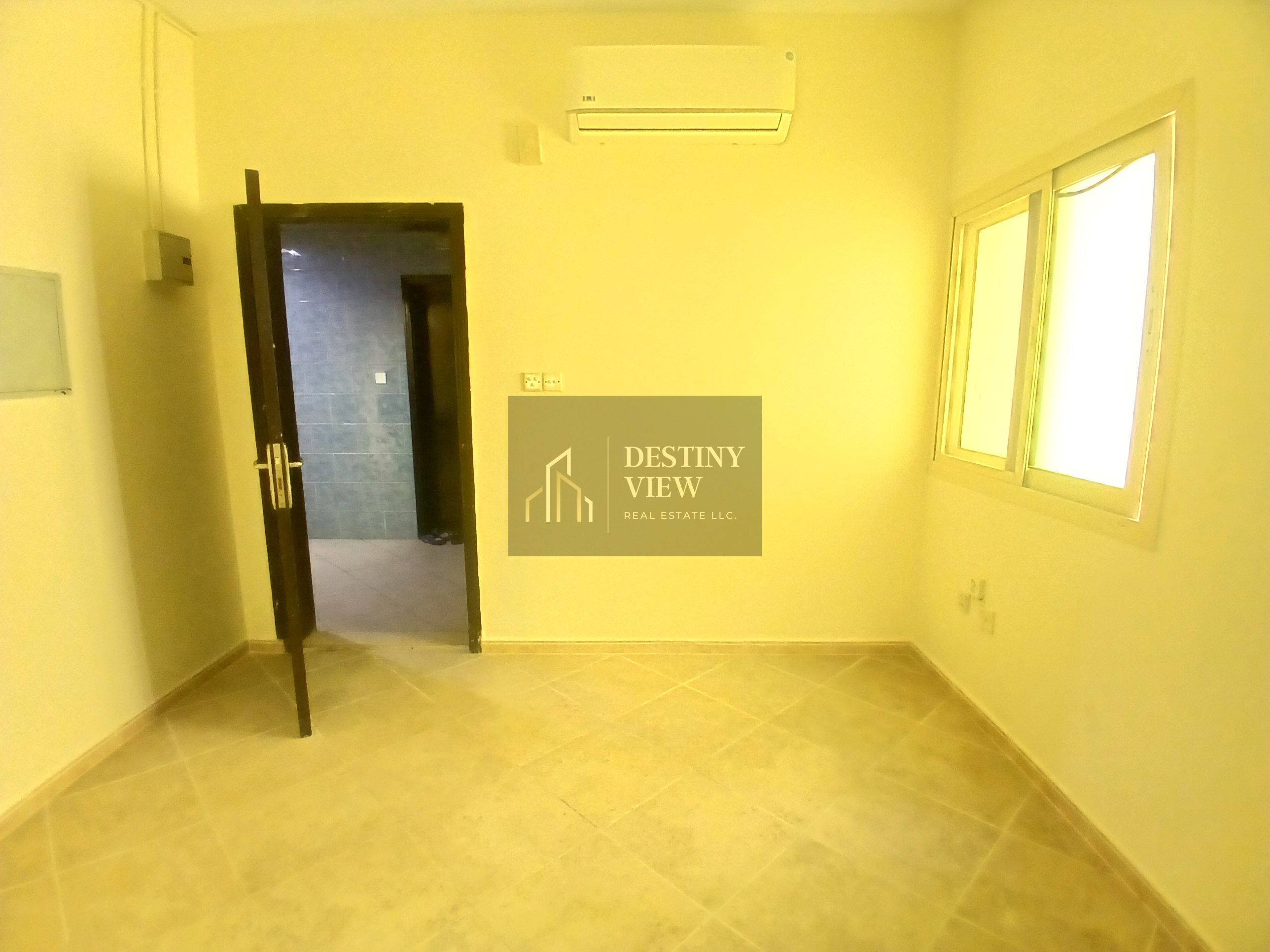 Like brand new lavish studio apartment fully family