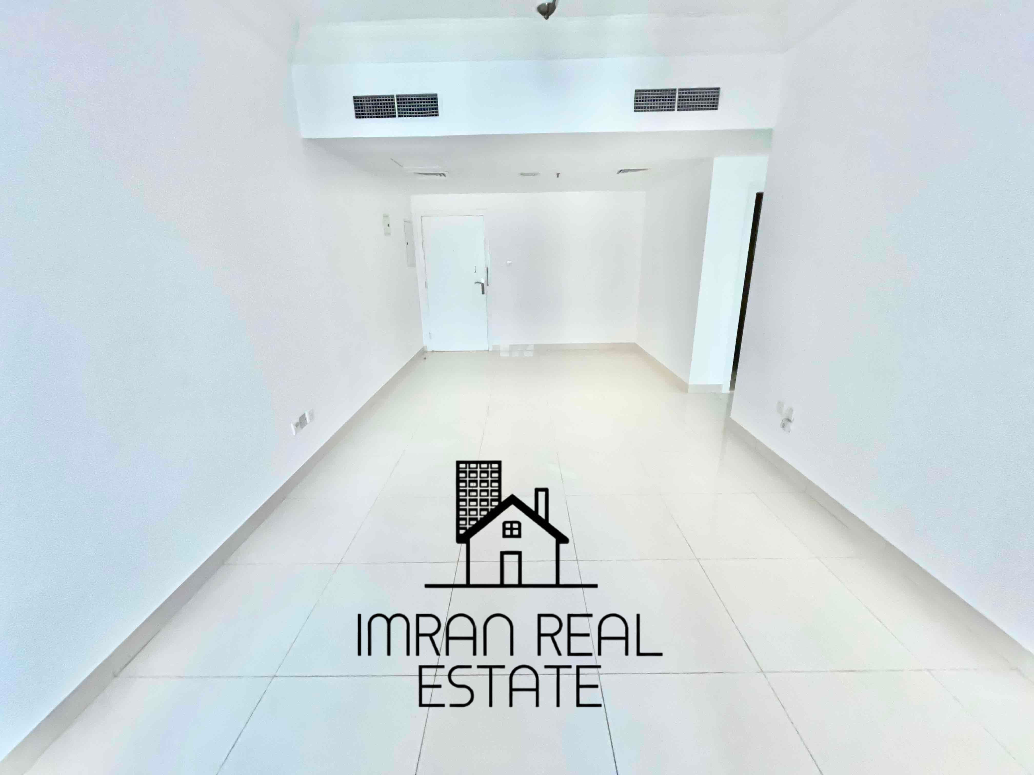 Spacious 2BHK | Coverd Parking | Open View | Family Building