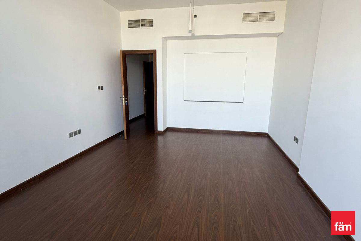 Burj View | 2bed Unfurnished | Ready To Move | Cal