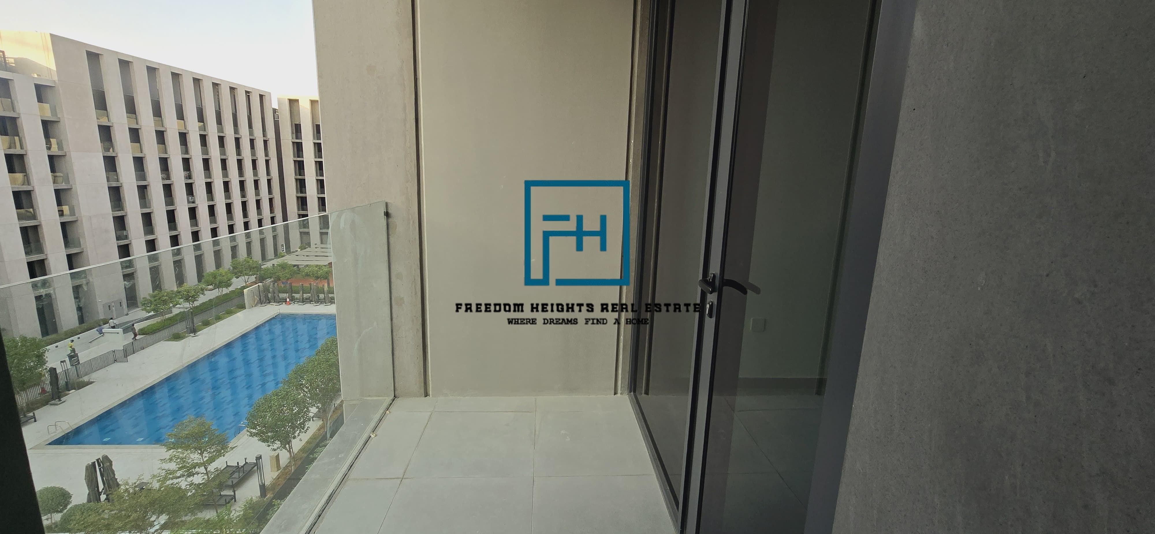 Apartment / one bedroom / swimming pool view / for sale / Tiraz