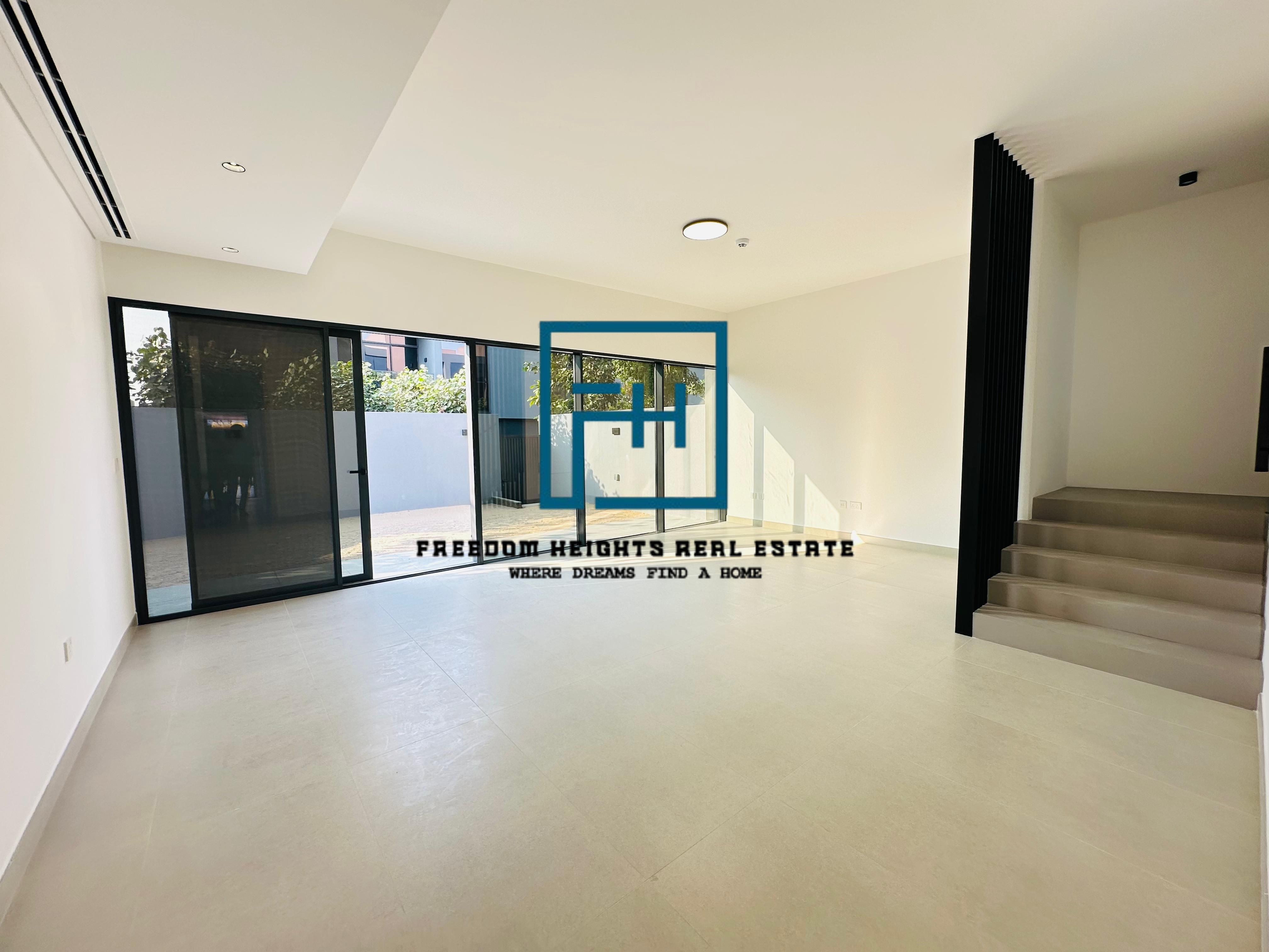 ***Recently handover/ 3 bedroom unit / BRAND NEW / For rent / Robinia***