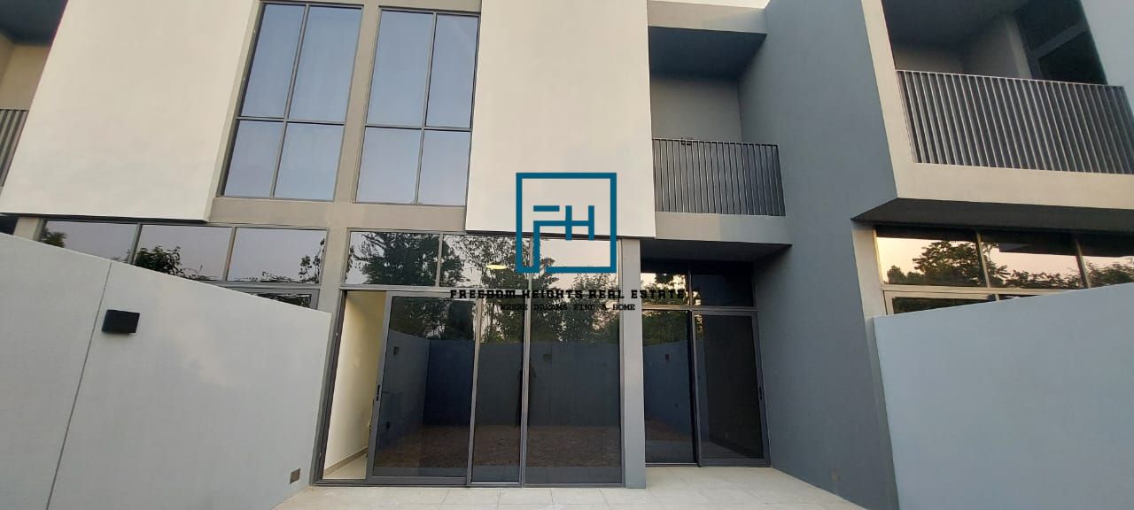 Brand new / 2 bedrooms unit / single row / for rent in robinia Masaar