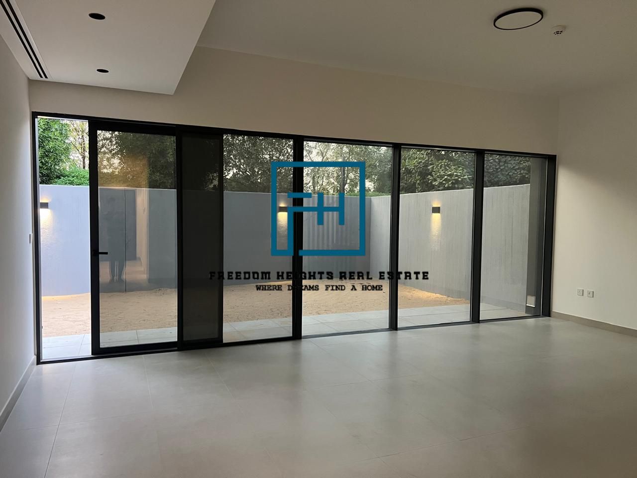 Brand new/ 3 bedrooms unit/ for rent/ Masaar( Kaya)Top notch amenities