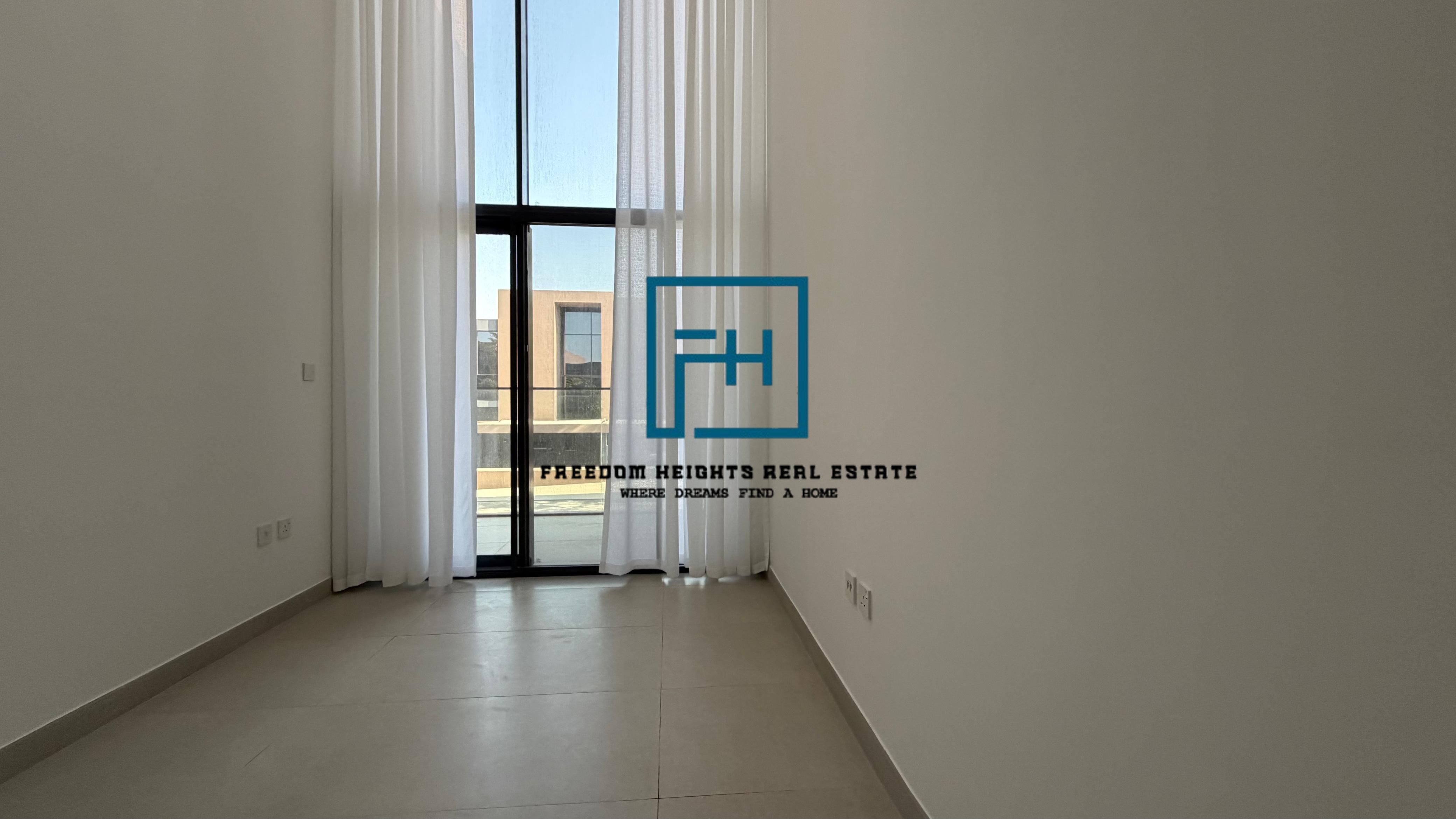 Opportunity to Invest !! 3 bedrooms Unit for sale in Robinia Masaar