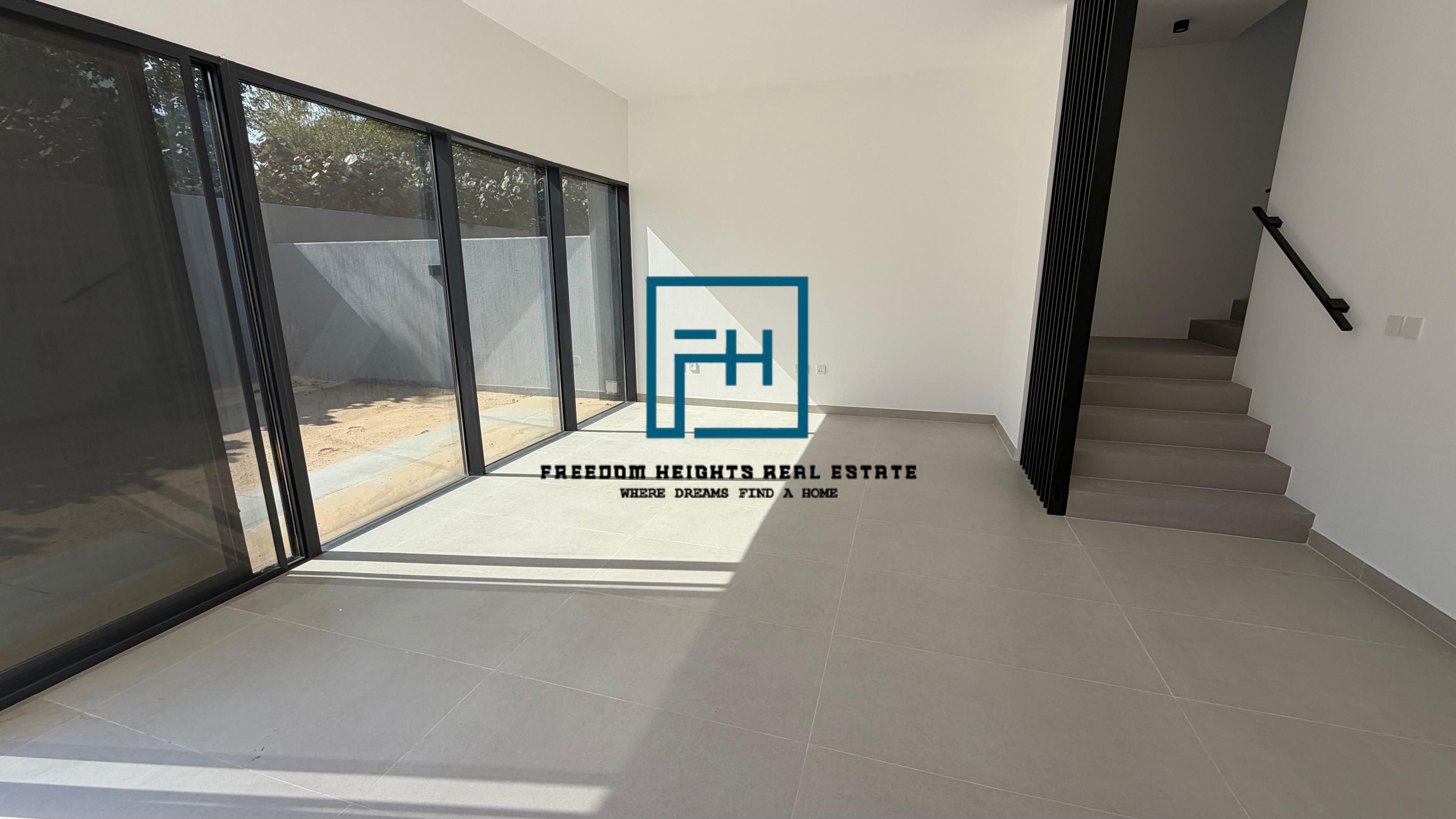 Corner unit/ 3 bedrooms( 1 master)/ for rent / Kaya,Masar