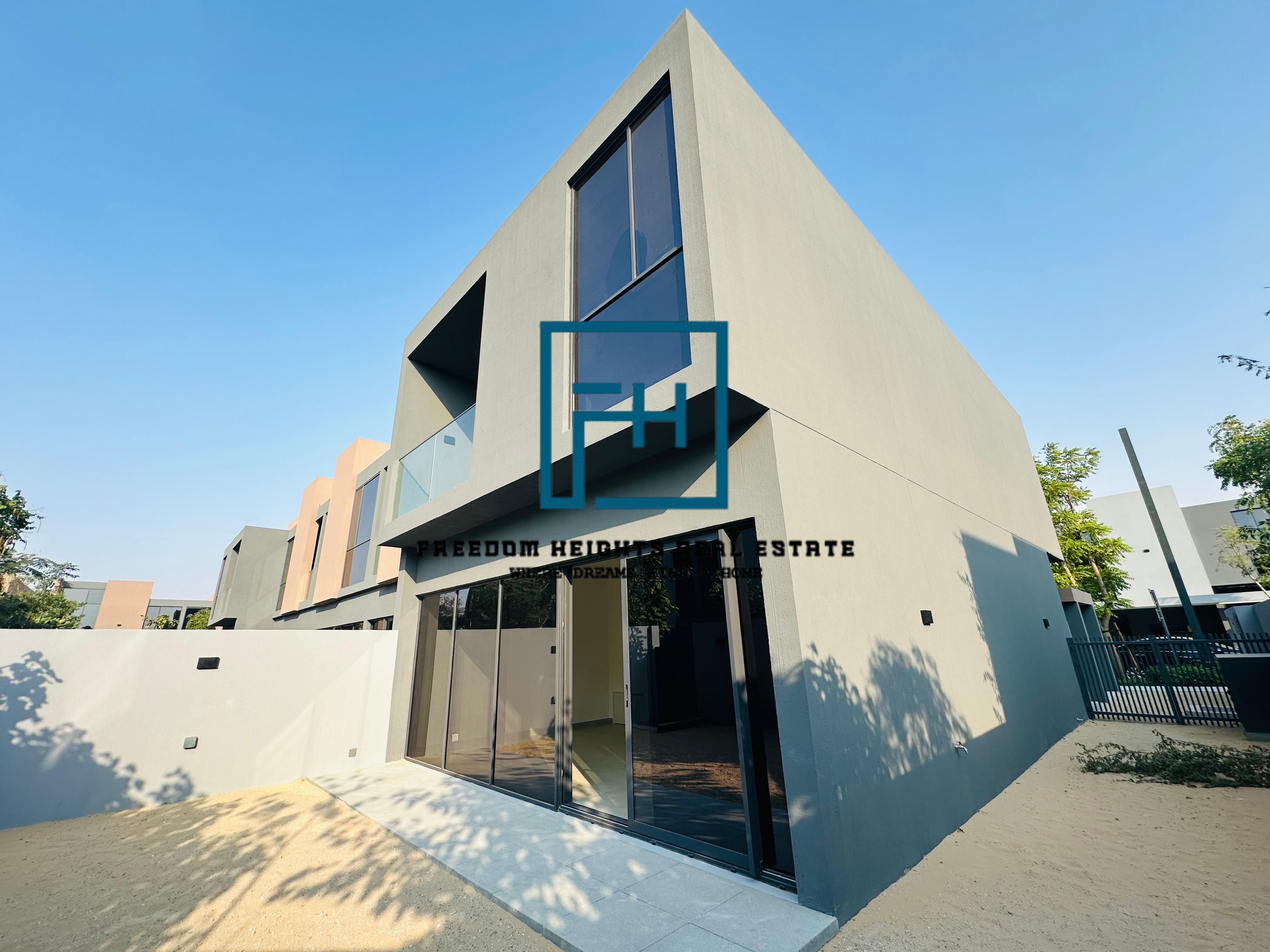 Elegant 3-Bedroom Townhouse in Robinia, Masaar – Ready to Move In!
