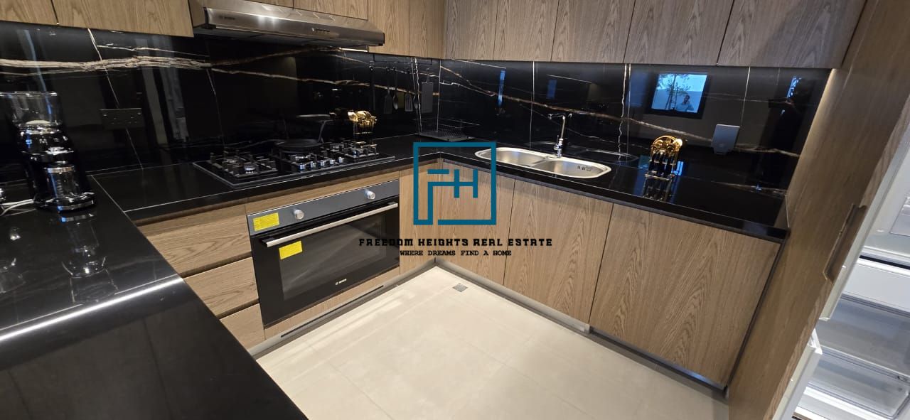 Samr1 Community | Four-Bedroom Townhouse | Special Discount Available – Limited Time Only!