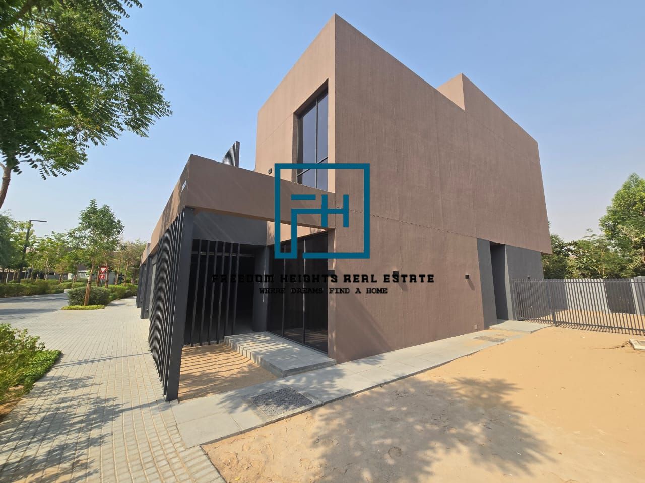 Azalea Cluster 4-BR | Semi-Detached Villa | For Sale