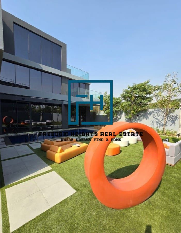 Ultra-Luxury Corner 6BR Forest Signature Villa | Private Pool & Elevator | Saro, Masaar