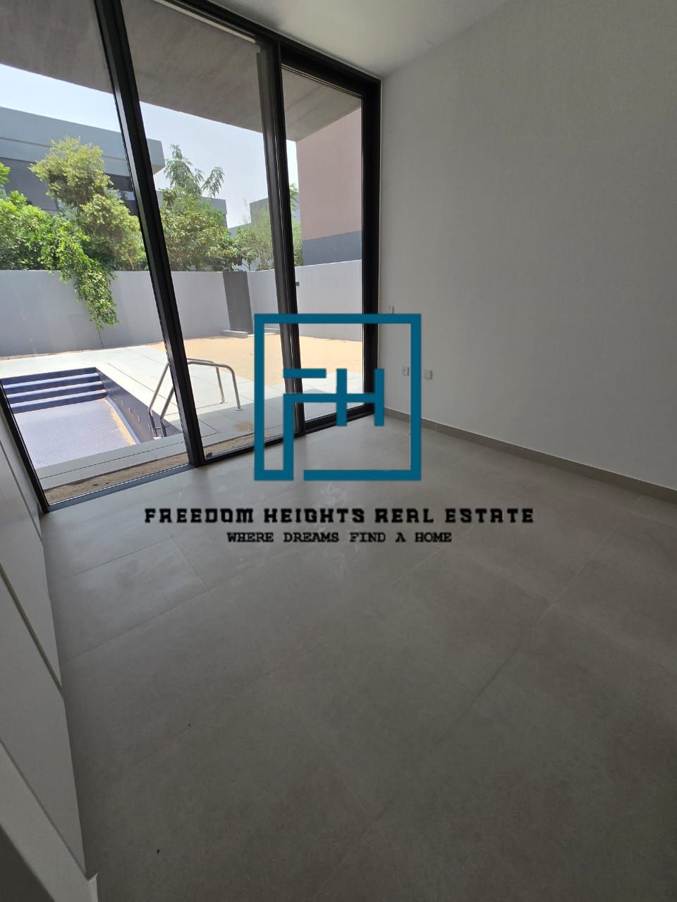 Stunning 4bhk Villa with private pool for rent