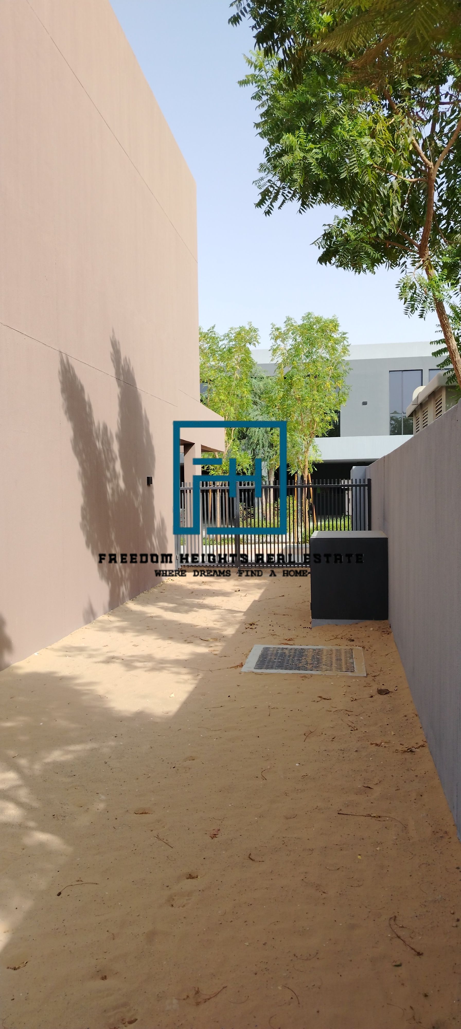 3BED | CORNER | SINGLE ROW | MORE PRIVACY