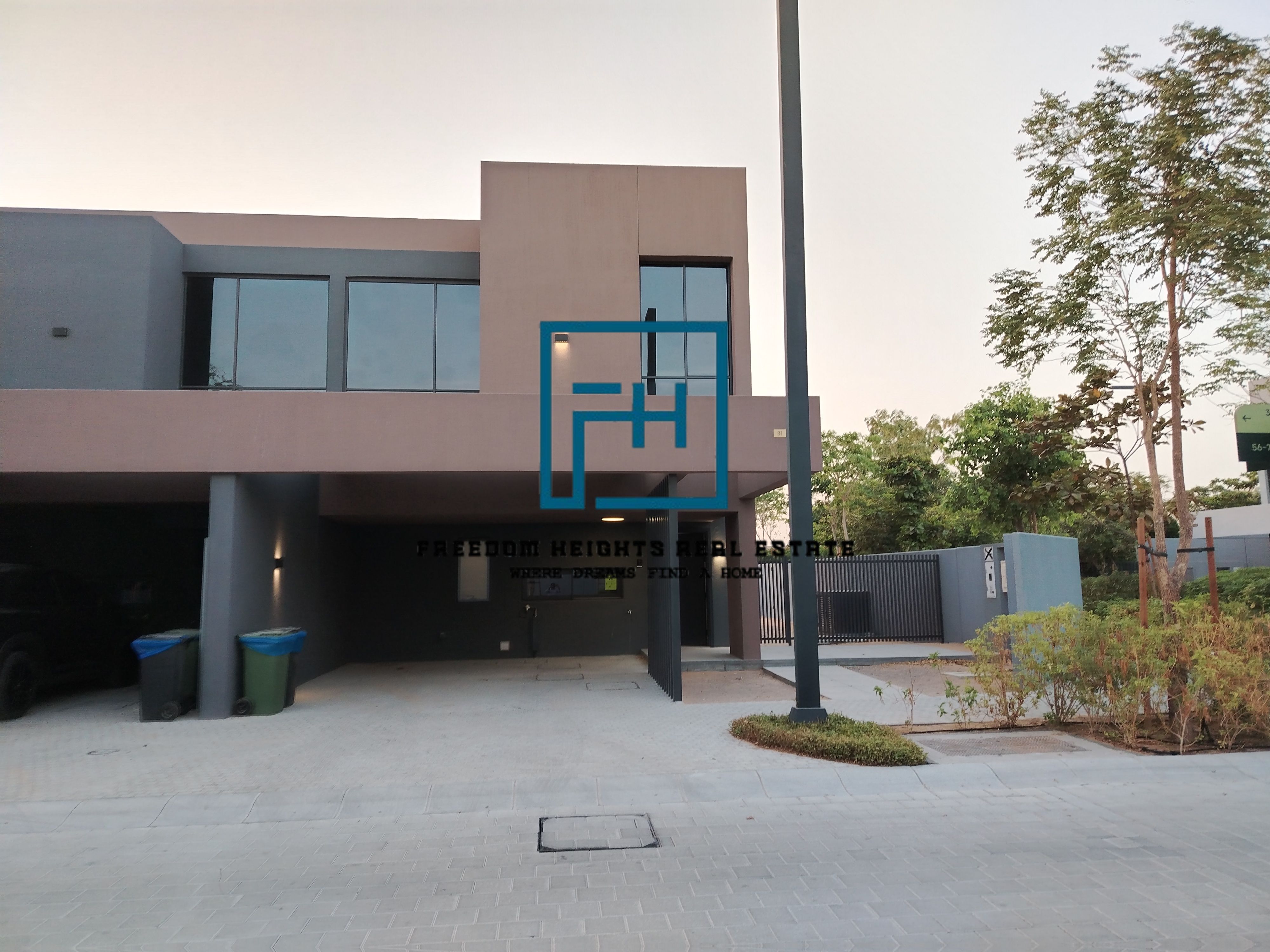 3BED | CORNER | SINGLE ROW | BIGGEST PLOT