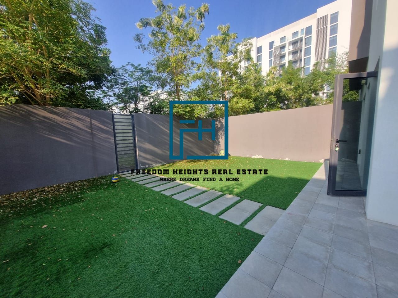 3BED VILLA | FREEHOLD | READY TO MOVE | GOOD LOCATION