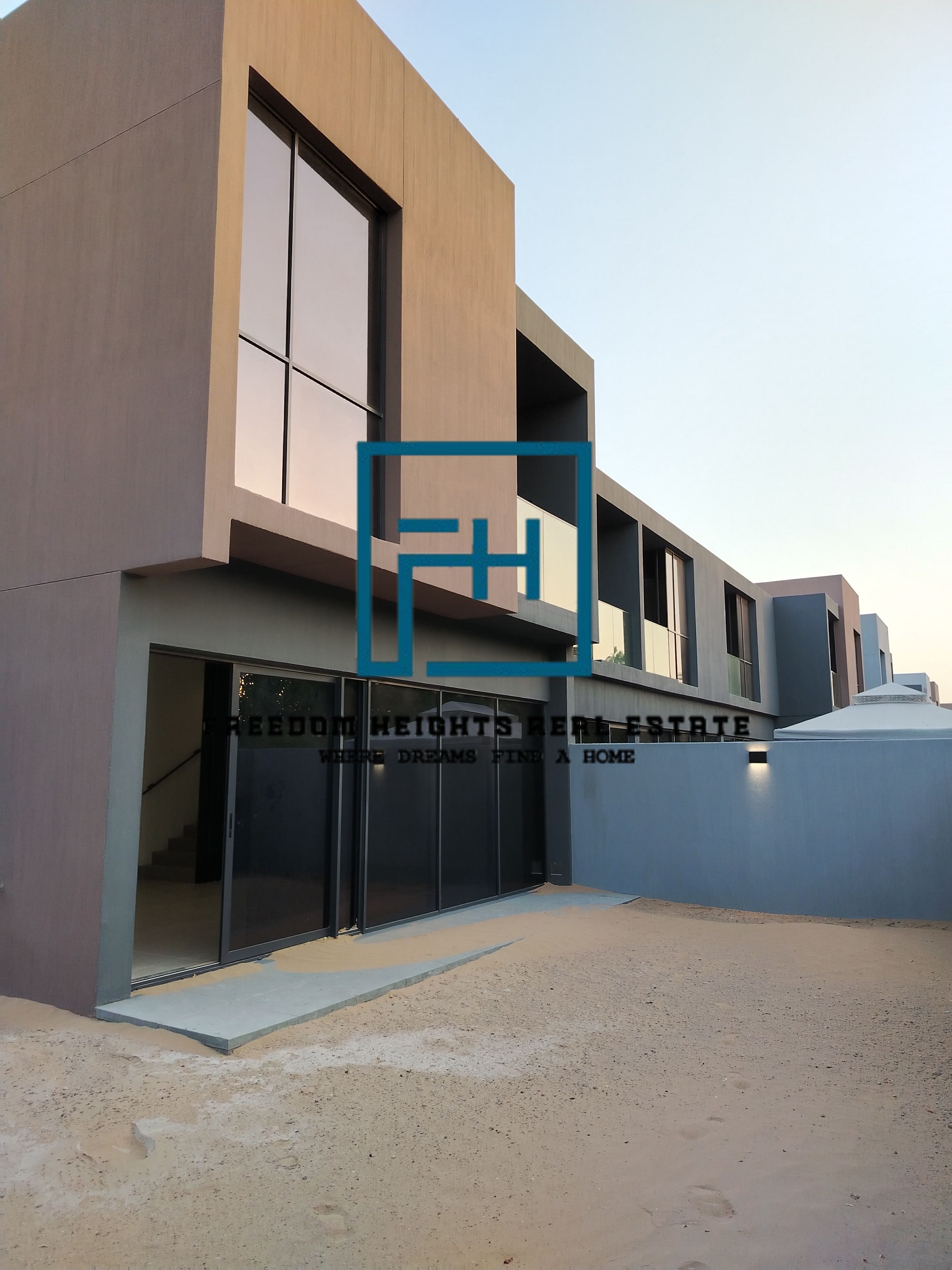 3BED CORNER | SINGLE ROW | BIGGEST PLOT